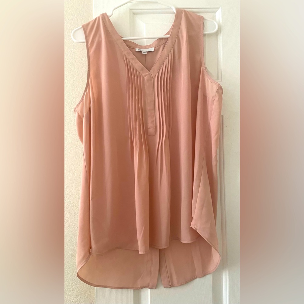 DR 2 by Daniel rainn pink blouse